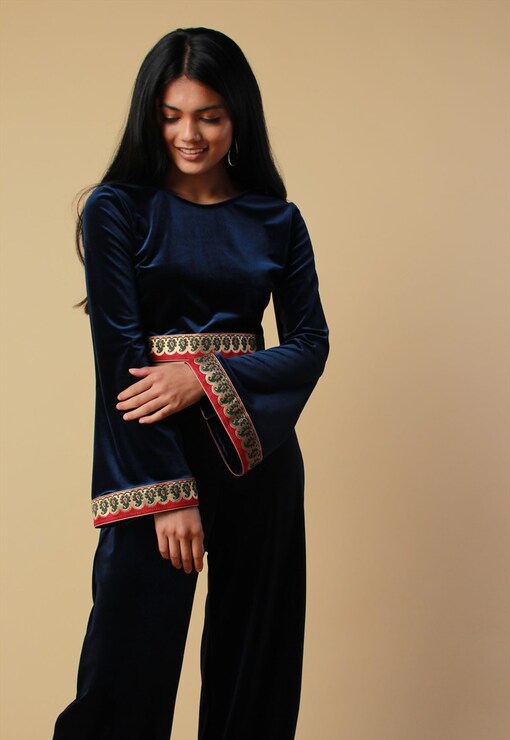 garment image
