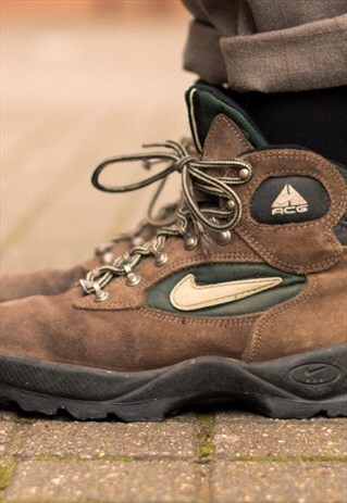 nike acg boots vintage