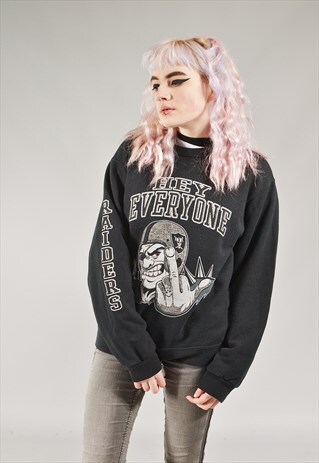 VINTAGE HEY EVERYONE SWEATER BLACK