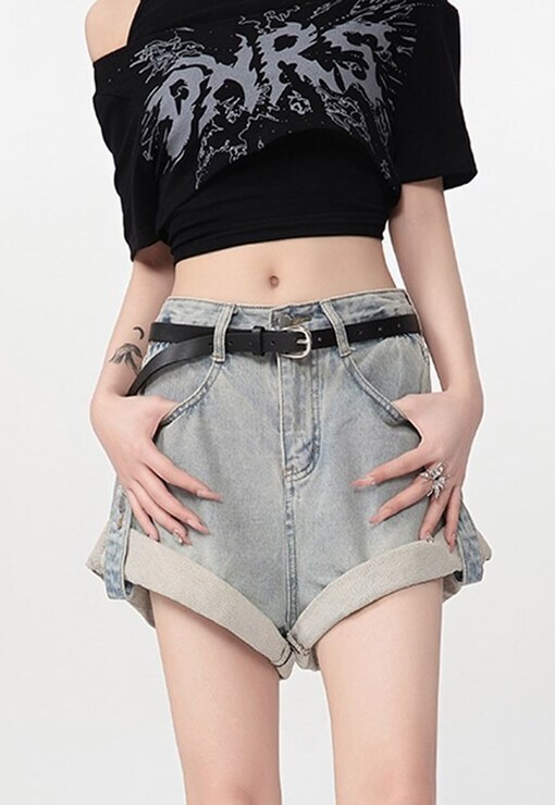garment image