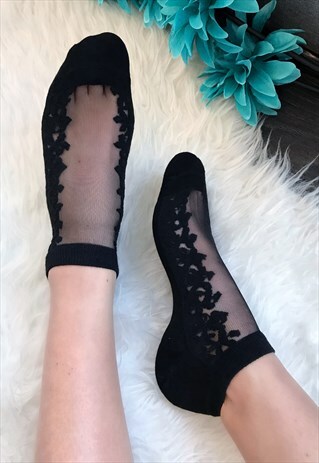 BLACK SHEER TOP SOCKS