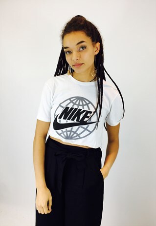 NIKE BIG LOGO CROPPED T SHIRT