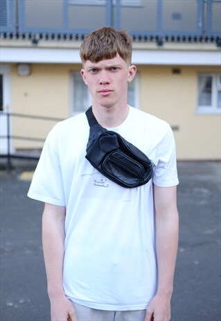 BLACK LEATHER BUMBAG