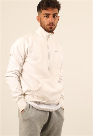 VINTAGE NIKE EMBROIDERED LOGO 1/4 ZIP SWEATSHIRT
