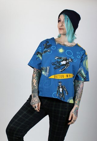 DR WHO HANDMADE BOX OVERSIZED TSHIRT