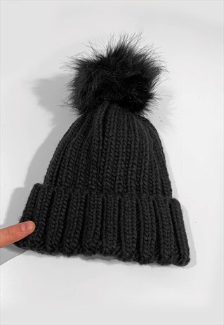 FAUX FUR BOBBLE KNITTED RIBBED BEANIE HAT - BLACK