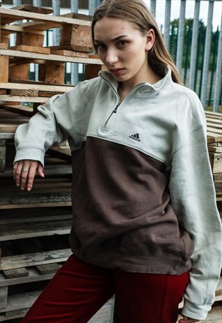 VINTAGE ADIDAS SWEATSHIRT NS435