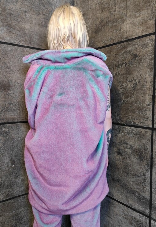 garment image