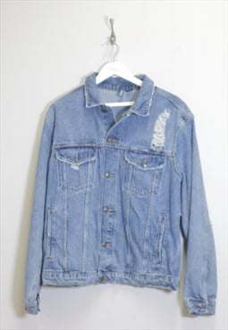 Vintage Denim jacket in blue. Best fits L