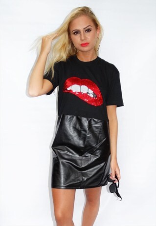OVERSIZE FAUX LEATHER DRESS WITH SEQUIN RED LIPS