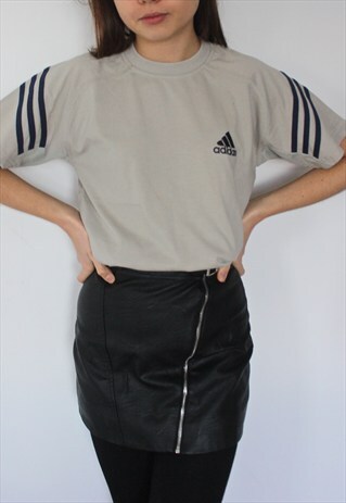 BEIGE ADIDAS T-SHIRT
