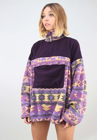 VINTAGE 90S OVERSIZED 1/4 ZIP PATTERNED FESTIVAL FLEECE