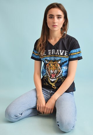 90'S RETRO VARSITY ATHLEISURE SPORTS T-SHIRT TOP