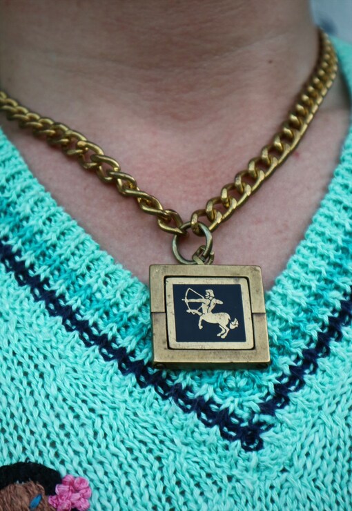 garment image