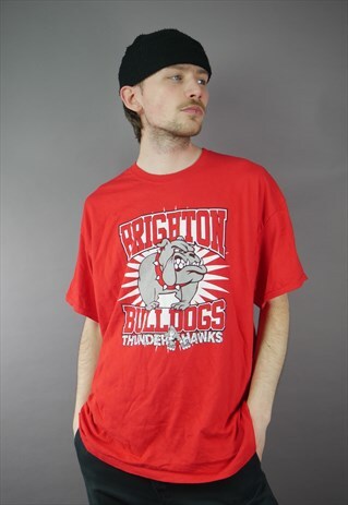 Vintage Brighton Bulldogs Graphic T-Shirt in Red