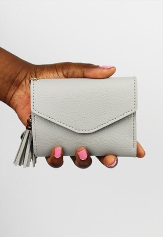 GREY WALLET WITH FRINGE