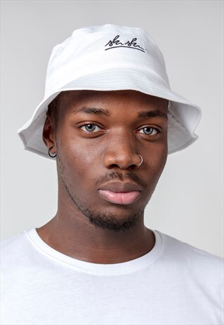BUCKET HAT WHITE