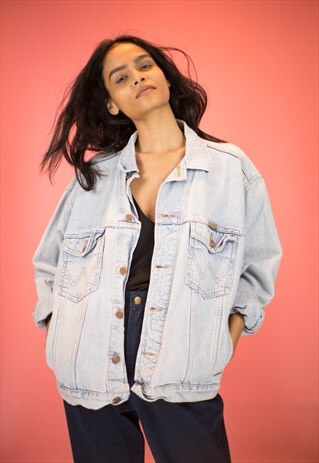 VINTAGE 90S WRANGLER LIGHT BLUE DENIM JACKET