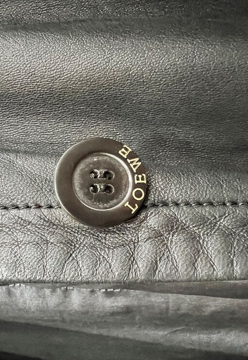 garment image