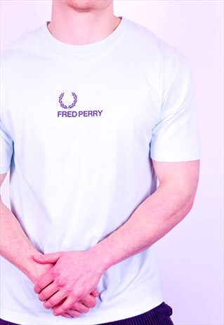 VINTAGE FRED PERRY SPELL OUT T-SHIRT IN BABY BLUE MEDIUM