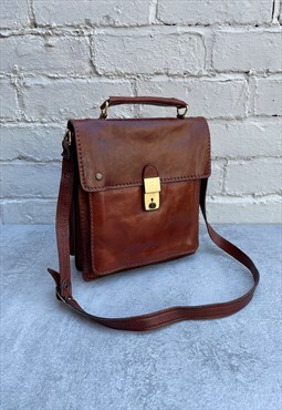 70s Messenger Style Leather Shoulder Bag