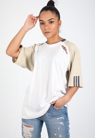 VINTAGE ADIDAS T-SHIRT T322