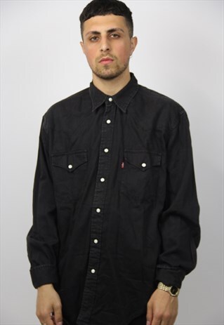 VINTAGE LEVI'S DENIM SHIRT