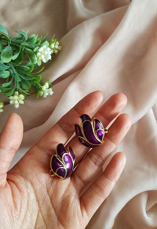 VINTAGE NOUVEAU PURPLE CLIP ON EARRINGS