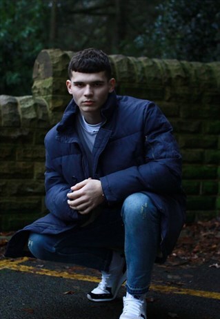 VINTAGE NAVY FILA PUFFER COAT