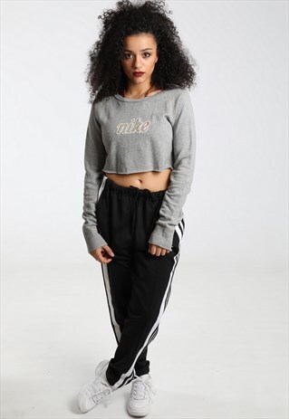 90S NIKE EMBROIDERED SPELL OUT CROPPED SWEATSHIRT