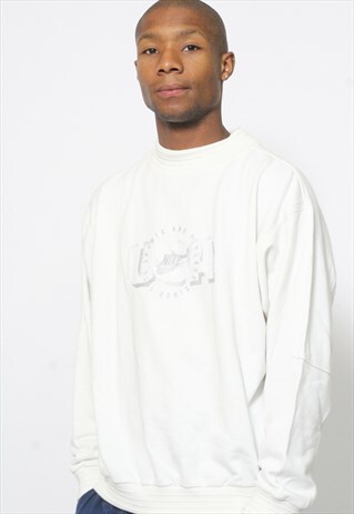 VINTAGE NIKE SWEATSHIRT