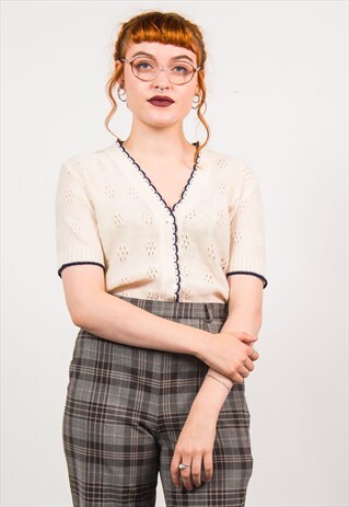 VINTAGE 70'S WHITE CROCHET KNIT CUTE TOP