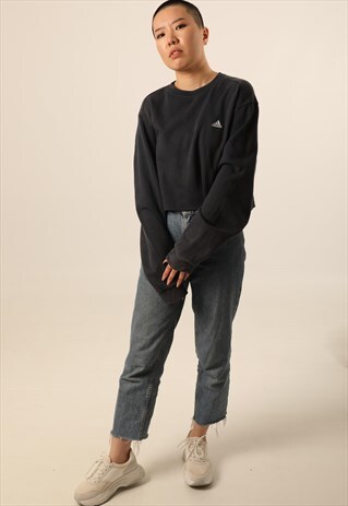 VINTAGE ADIDAS EMBROIDERED LOGO CROPPED SWEATSHIRT