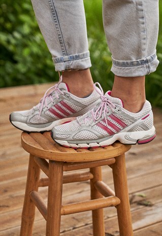 Y2K ADIDAS TRAINERS RUNNING SHOES SILVER RED