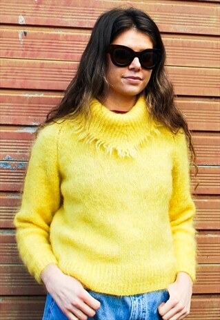 VINTAGE SUNFLOWER YELLIW MOHAIR JUMPER