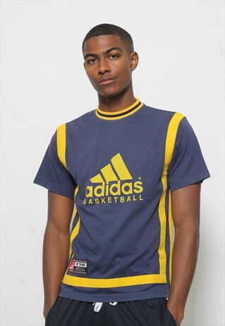 VINTAGE ADIDAS BASKETBALL T-SHIRT