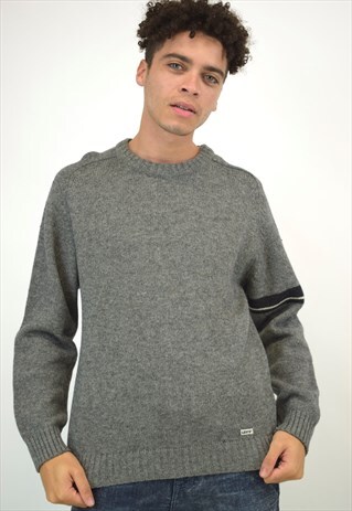 VINTAGE 90S LEVIS GREY KNIT SWEATER
