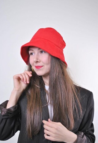 VINTAGE BRIGHT RED WOMEN WINTER FLEECE BUCKET HAT