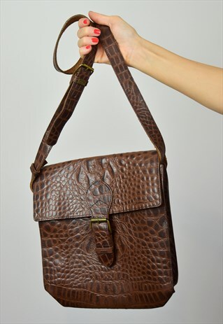 VINTAGE 70S BROWN EMBOSSED LEATHER CROSS BODY / SHOULDER BAG