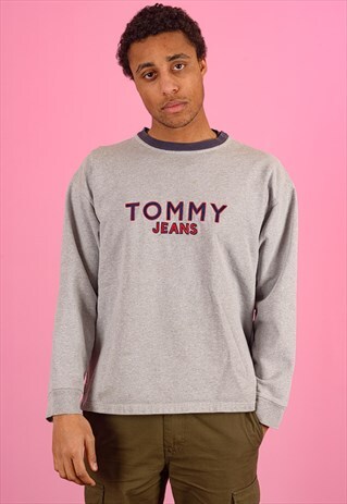 VINTAGE TOMMY HILFIGER SWEATSHIRT
