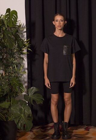 T-SHIRT DZKY BLACK / BLACK POCKET
