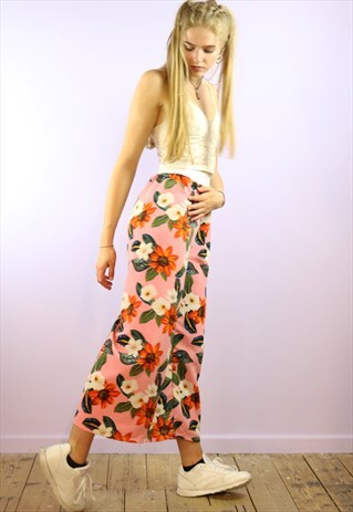 TROPICAL PINK FLOWER CROP TROUSERS