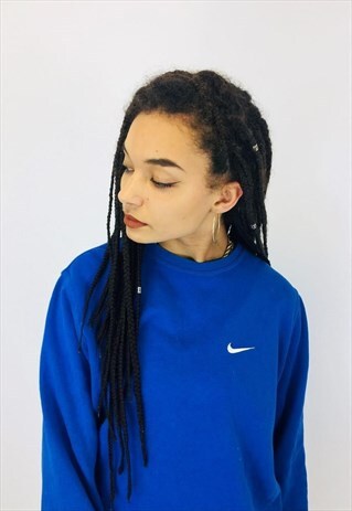NIKE EMBROIDERED SWOOSH SWEATSHIRT