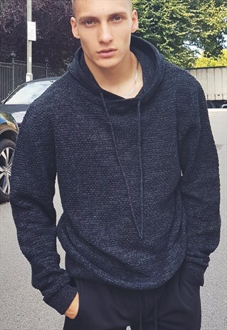 SUSTAINABLE REGENERATED COTTON KNIT HOODIE BLACK