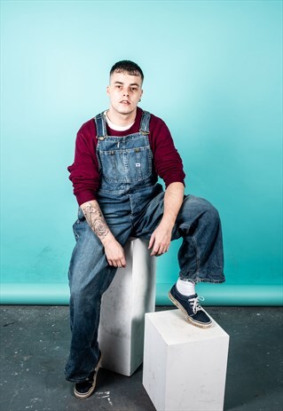 VINTAGE LEE DUNGAREES IN BLUE DENIM