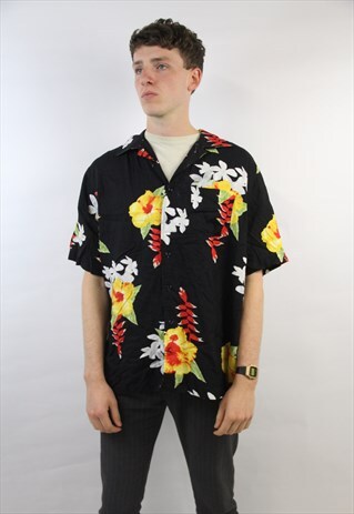 VINTAGE 90'S BLACK FLORAL PATTERN SHIRT