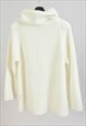 VINTAGE 90S TURTLE NECK JUMPER IN WHITE