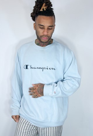 CHAMPION EMBROIDED SWEATSHIRT