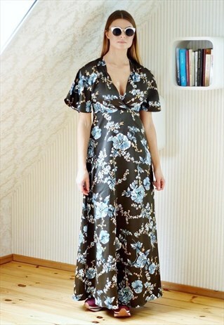 BROWN MAXI DRESS WITH BLUE FLOWERS