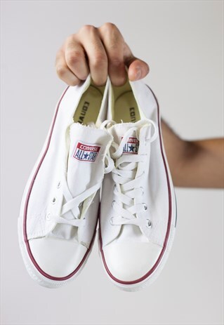 VINTAGE CONVERSE WHITE TRAINERS